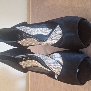 Elegant Black Peep-Toe Heels with Rhinestone Strap Size 8